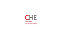 Illustration: Das Logo des CHE Centrum für Hochschulentwicklung zeigt die Buchstaben 'CHE' in Rot und Grau auf weißem Hintergrund, darunter der Text 'Centrum für Hochschulentwicklung'.